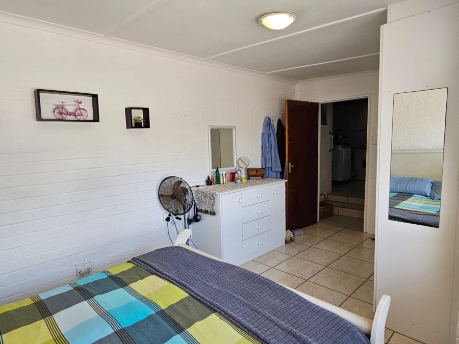 4 Bedroom Property for Sale in Pearly Beach Western Cape